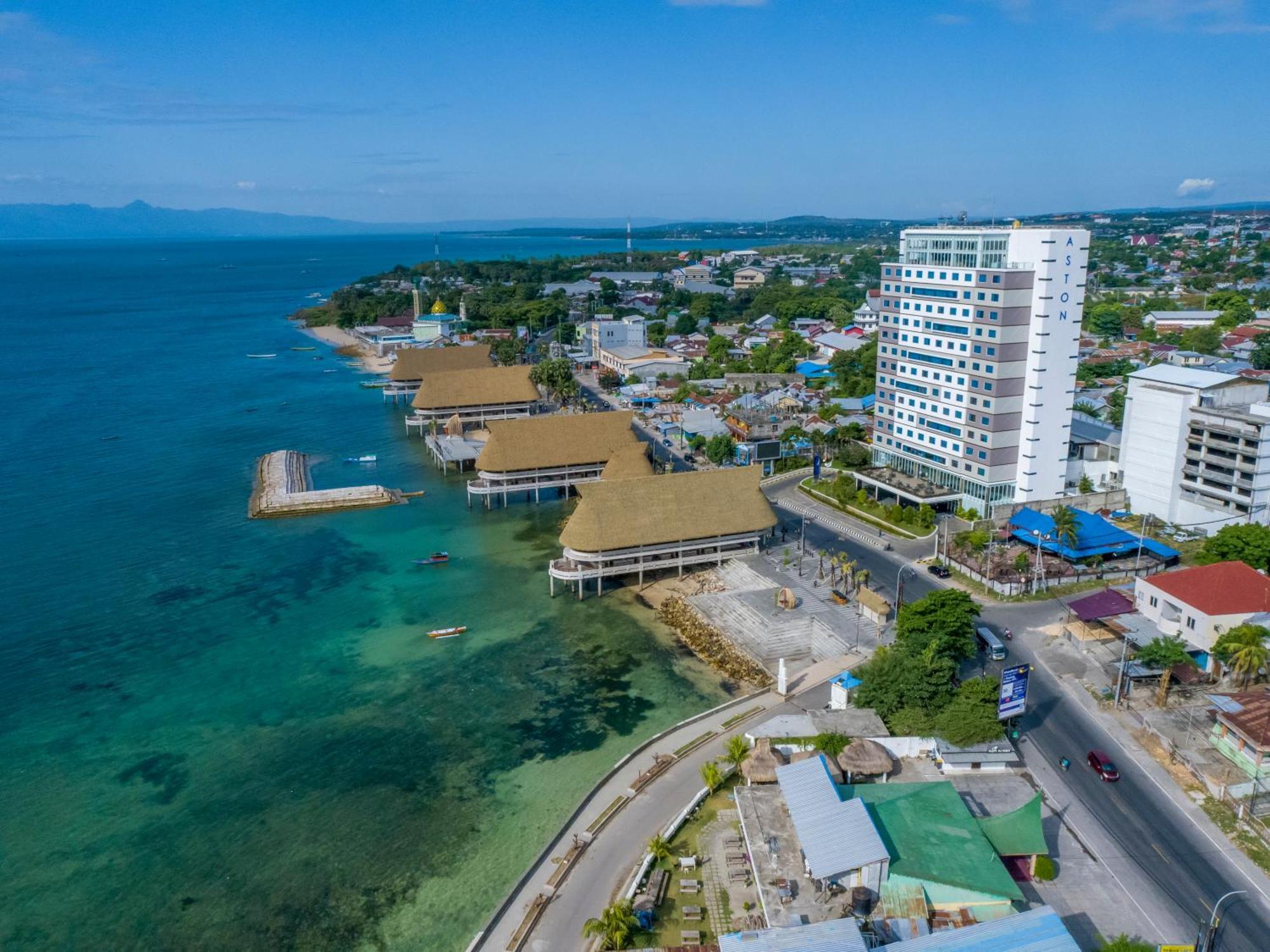 Aston Kupang Hotel & Convention Center Buitenkant foto