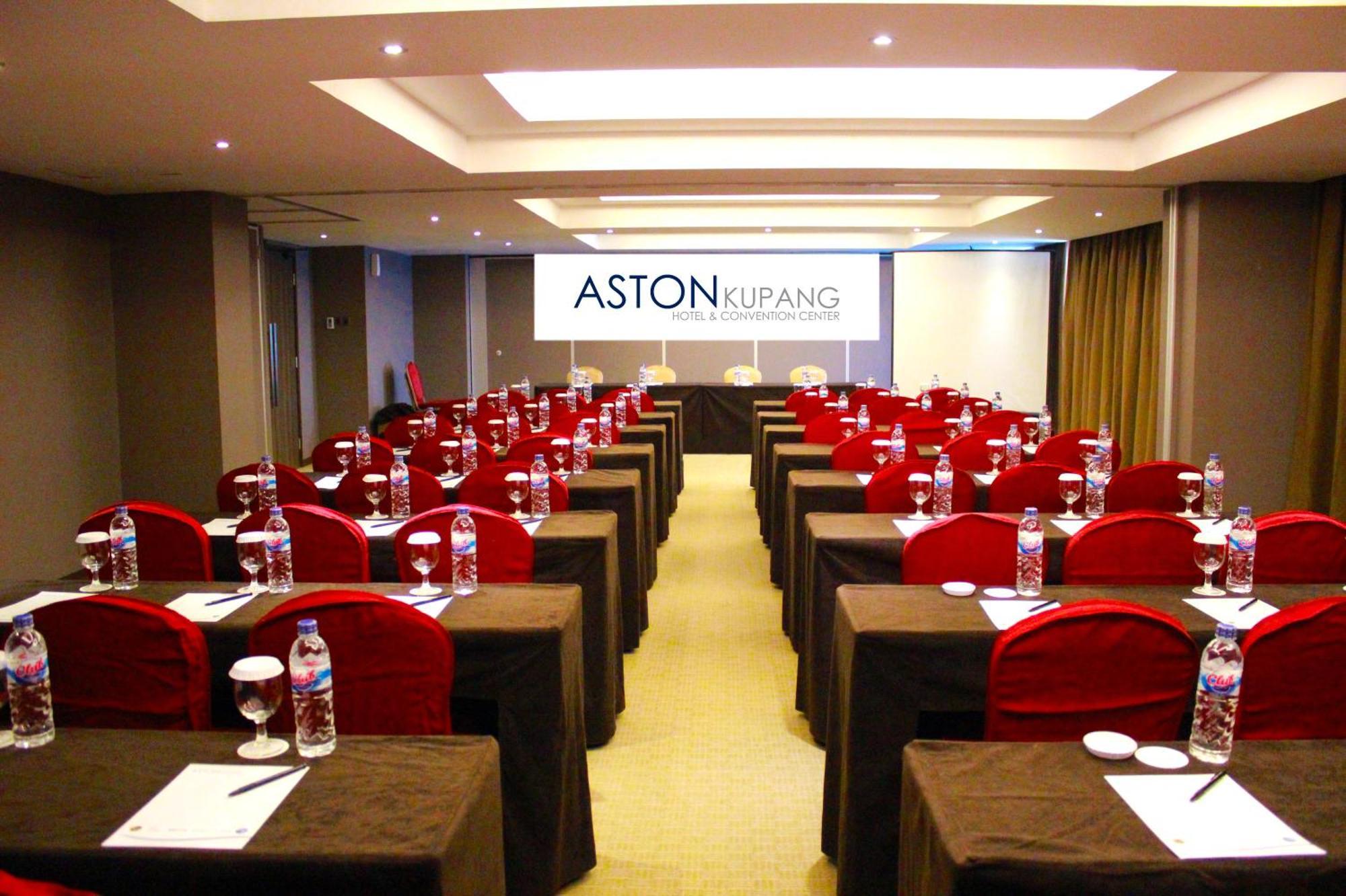 Aston Kupang Hotel & Convention Center Buitenkant foto